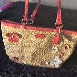 So cute want a new bag